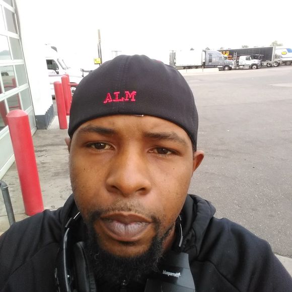 Meet your Posher, Tom - Picture 1 of 1